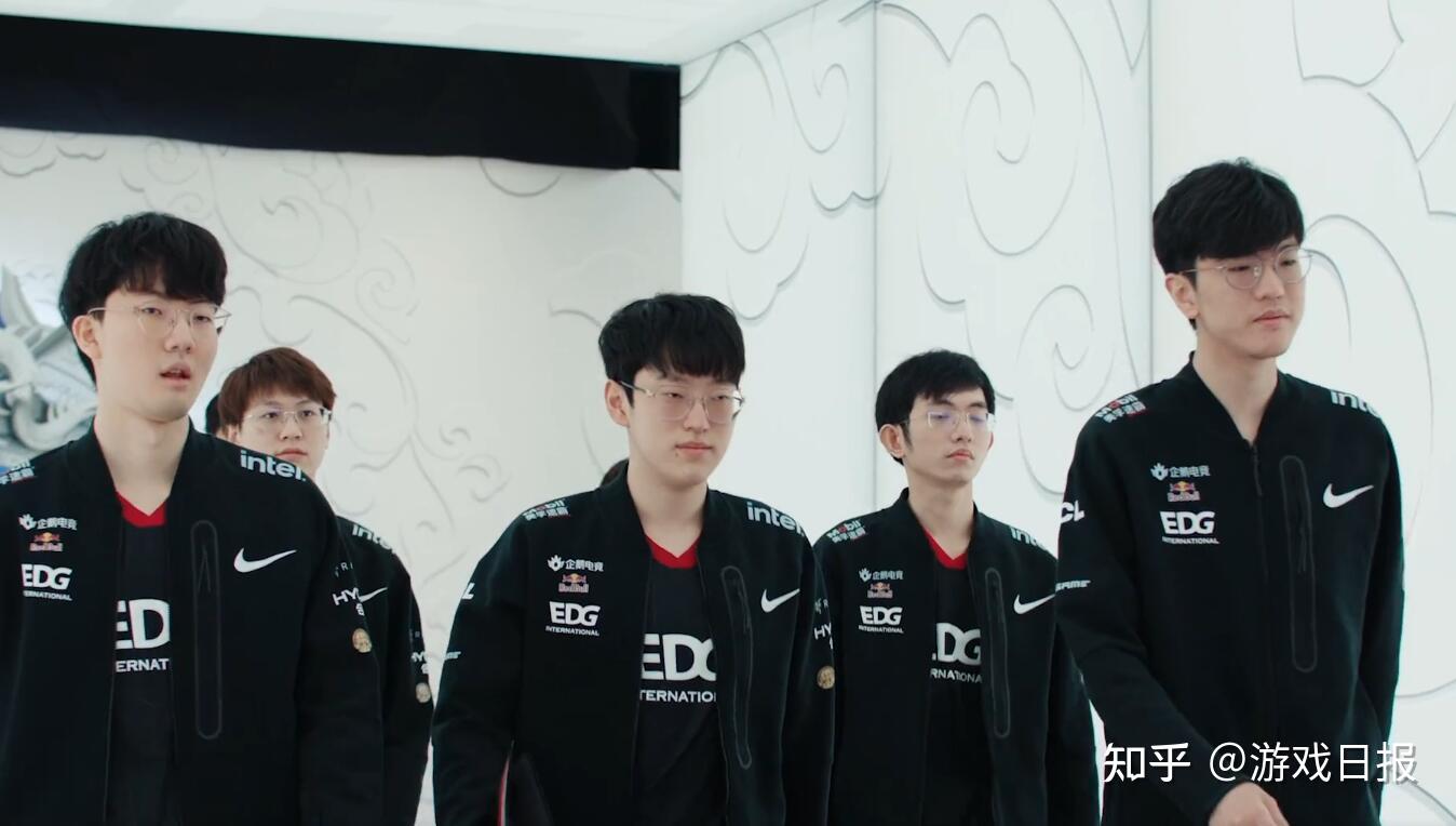 灰熊双塔周 灰熊双塔周