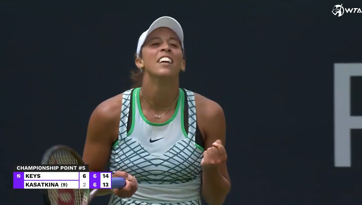 2万球迷全 2万球迷全